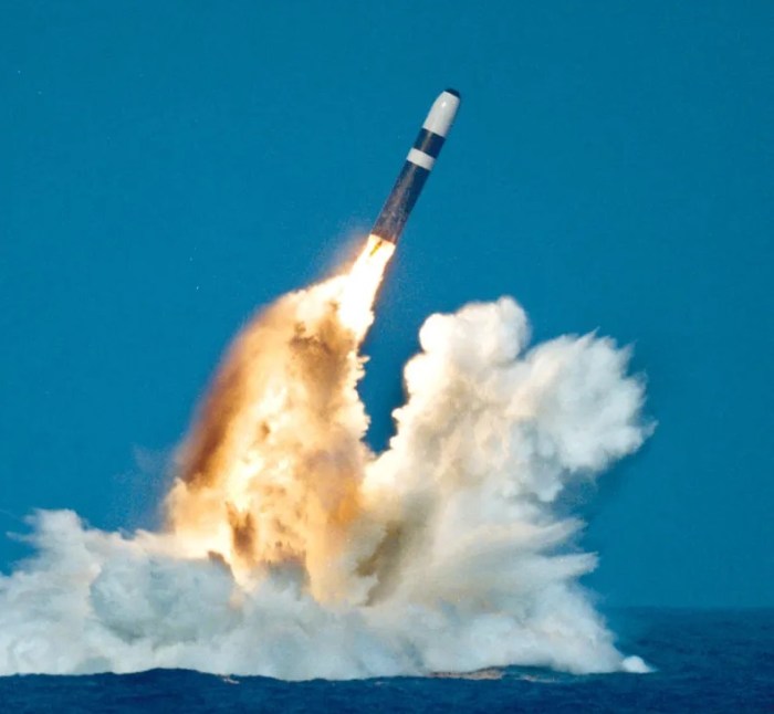 ولم يتم الإعلان عن مزيد من التفاصيل حول الخطأ الذي حدث على أساس "الأمن القومي".