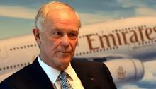 السير تيم كلارك رئيس مجموعة طيران الإمارات