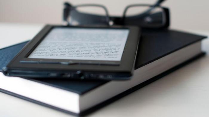 يسود الاعتقاد بأن الكتاب الرقمي يتصدر المشهد في عالم الكتب في الوقت الراهن