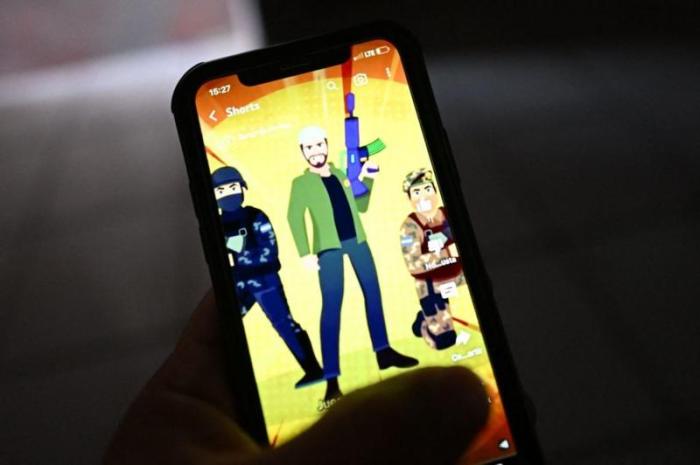 يستدرج في بعض الأحيان القراصنة الأطفال عبر الألعاب الإليكترونية لدخول "الـ دارك ويب"