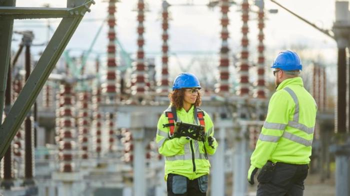 يُستخدم الذكاء الاصطناعي حاليا لأغراض حماية البنية التحتية التي تنقل الكهرباء إلى المنازل