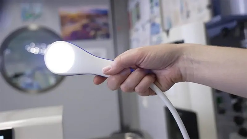 استخدم جراحو المجازة القلبية الجهاز لعمل موجات صادمة خفيفة