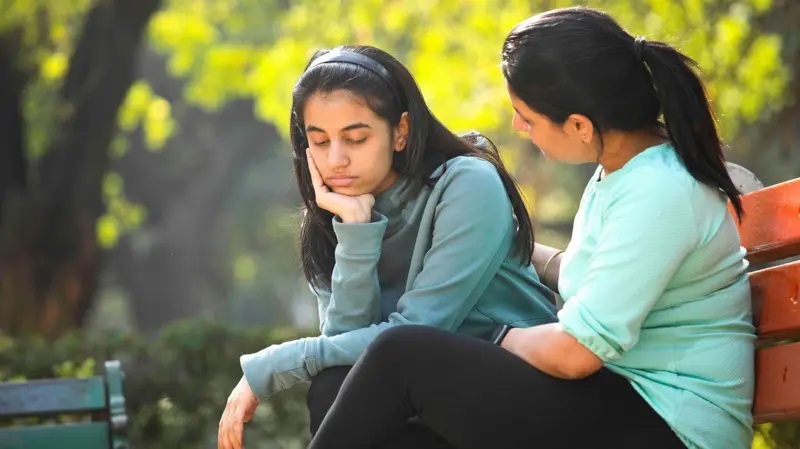 ينبغي أن تطلب الدعم من المحيطين بك للتعافي من ضغوط فترة الامتحانات