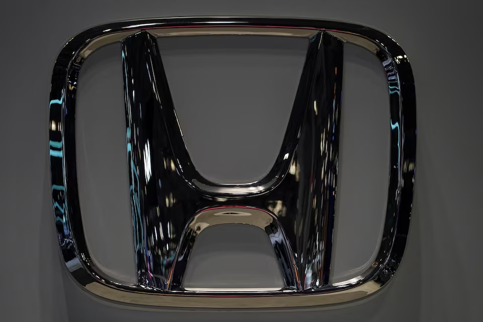 شعار هوندا يظهر في معاينة صحفية لمعرض نيويورك الدولي للسيارات، في مانهاتن، مدينة نيويورك، الولايات المتحدة، 27 مارس 2024