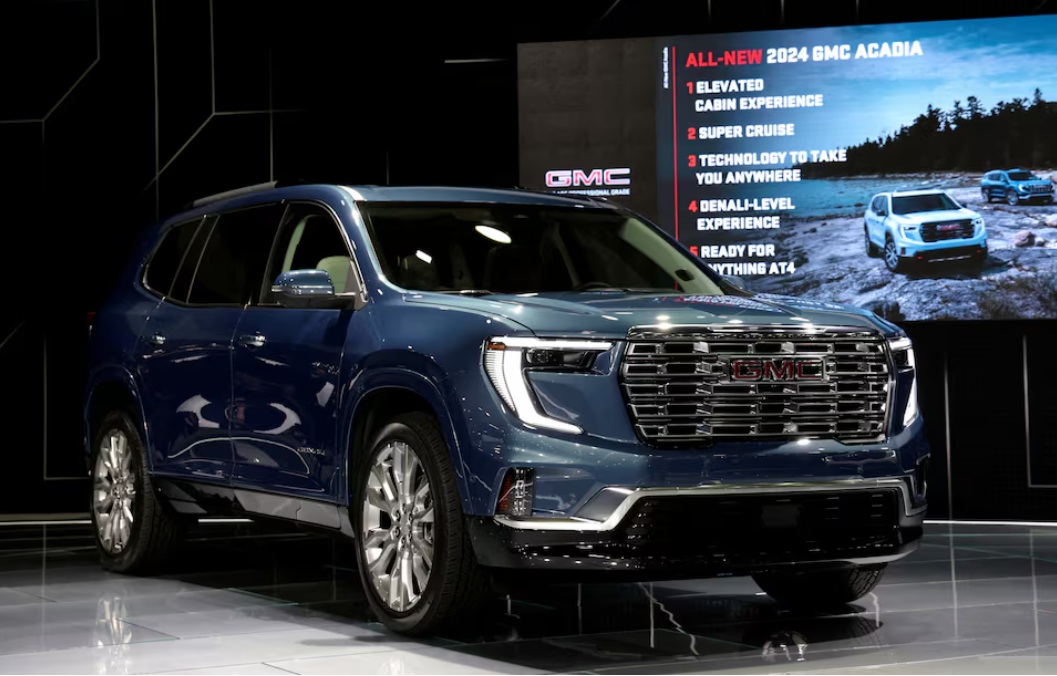 جي إم سي تكشف عن سيارة جي إم سي أكاديا 2024 خلال اليوم الصحفي لمعرض أمريكا الشمالية الدولي للسيارات في ديترويت، ميشيجان، الولايات المتحدة الأمريكية 13 سبتمبر 2023