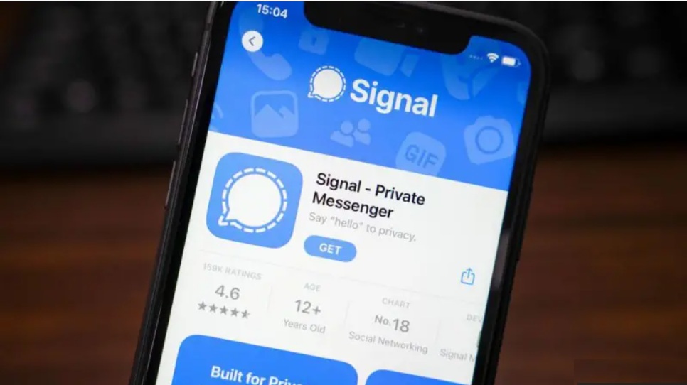 استخدم مسؤولون أمريكيون تطبيق سيغنال للرسائل في مناقشة قضايا حساسة ذات صلة بالأمن الوطني
