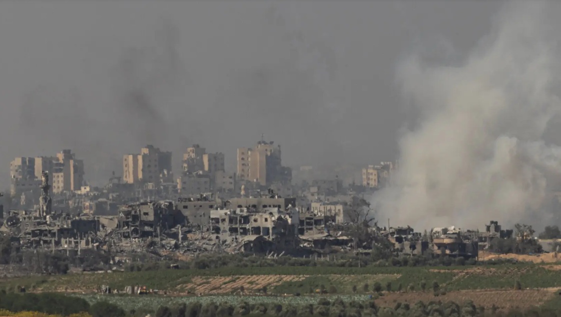 الغارات الجوية الإسرائيلية على قطاع غزة في 31 أكتوبر 2023. قُتل إبراهيم البياري، أحد كبار قادة حماس، في غارات جوية في ذلك اليوم