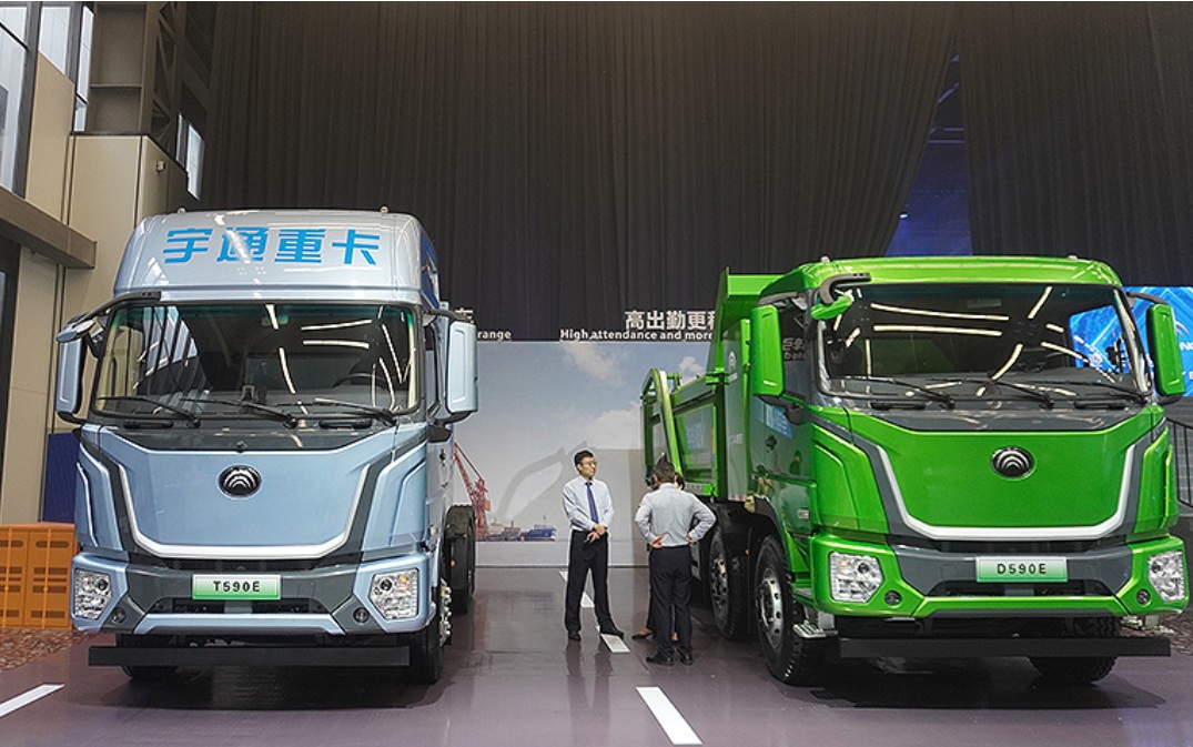 صانعو الشاحنات الكهربائية الثقيلة الصينية يطلقون مركبات كهربائية ثقيلة جديدة ذات مدى أطول