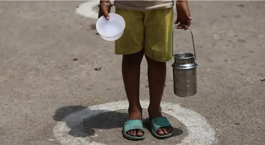 كان للعزلة عن الأصدقاء والدوائر الاجتماعية آثار عميقة على المهارات الاجتماعية والصحة النفسية للأطفال