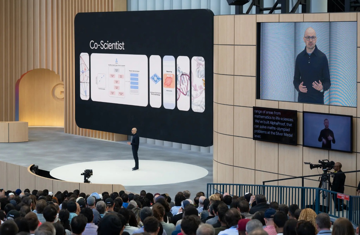 قال ديميس هاسابيس، الرئيس التنفيذي لشركة جوجل DeepMind، إن الشركة تحاول الحفاظ على البحث التقليدي مع إضافة قدرات جديدة في مجال الذكاء الاصطناعي.