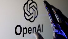 يظهر شعار شركة OpenAI للذكاء الاصطناعي في هذه الصورة المصممة في 8 فبراير 2025