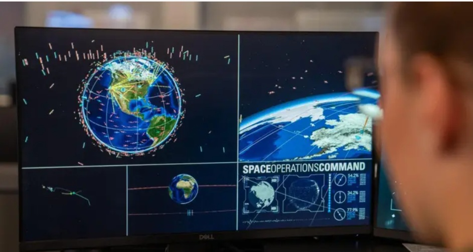 تستطيع قوة الفضاء الأمريكية تتبع الصواريخ التي يتم إطلاقها في أي مكان في العالم من قاعدتها في كولورادو