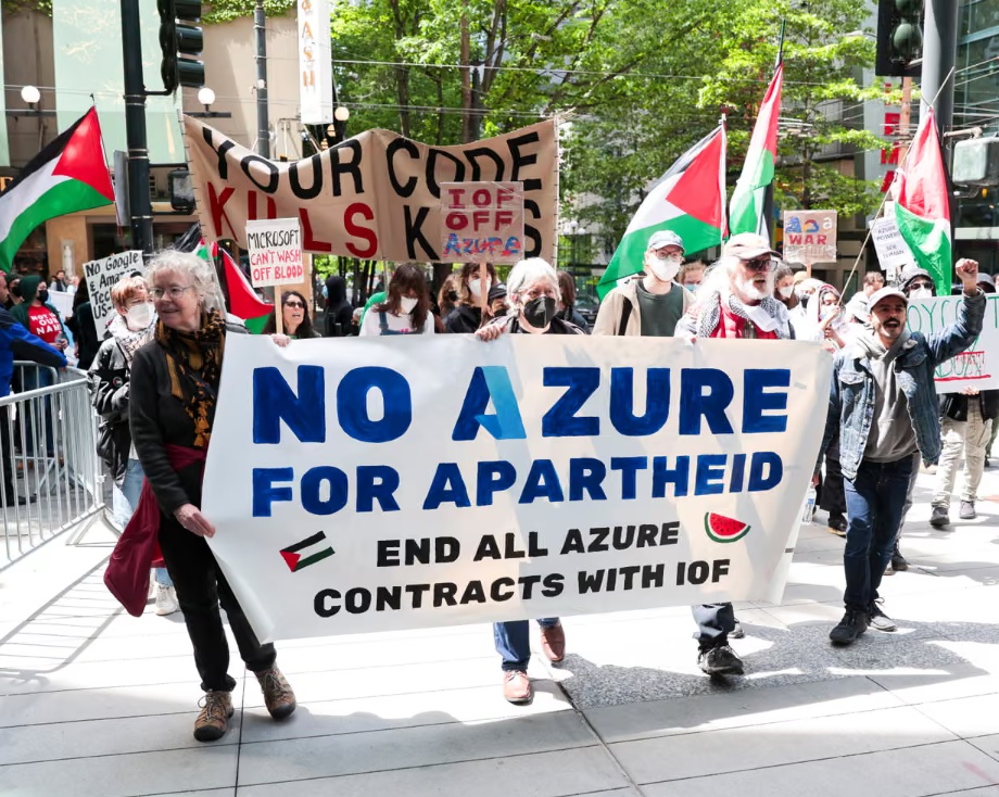 تواجه مايكروسوفت ضغوطًا من مجموعة حملة "لا لأزور للفصل العنصري"، التي اتهمتها بالتواطؤ في الإبادة الجماعية