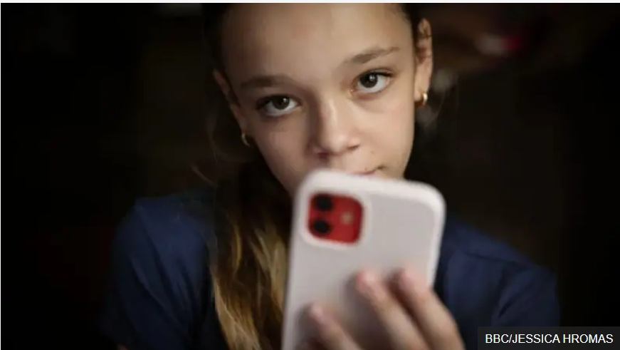 إيزوبيل مقتنعة بأن حظر وسائل التواصل الاجتماعي لن يوقف أطفالاً مثلها