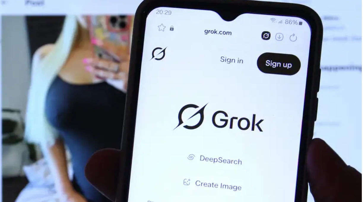 نظام "جروك" للذكاء الاصطناعي علي منصة اكس التي يمتلكها إيلون ماسك