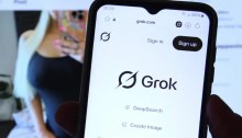 نظام "جروك" للذكاء الاصطناعي علي منصة اكس التي يمتلكها إيلون ماسك