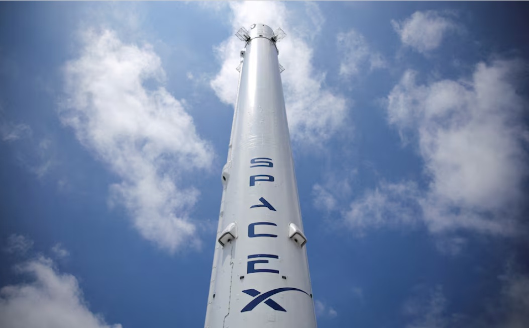 مقر شركة سبيس اكس SpaceX في هاوثورن، كاليفورنيا، الولايات المتحدة الأمريكية، 5 يونيو 2025