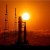 صاروخ القمر من الجيل الجديد التابع لوكالة ناسا، وهو صاروخ «نظام الإطلاق الفضائيSpace Launch System (SLS) المزود بكبسولة الطاقم «أوريون»، على منصة الإطلاق 39B مع بزوغ الشمس في مركز كينيدي الفضائي في كيب كانافيرال، فلوريدا، الولايات المتحدة، 24 مارس 2026