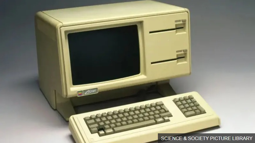 تم إطلاق جهاز أبل ليزا في عام 1983 بسعر يقارب 10 آلاف دولار